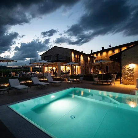 Magari Estates Boutique *