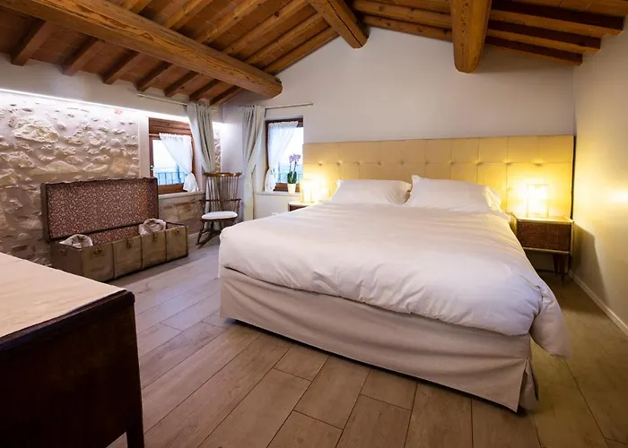 Magari Estates Boutique